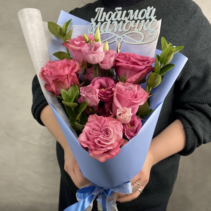 Букет Rose 5.0 с топпером «Маме»