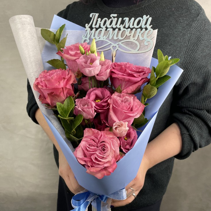 Букет Rose 5.0 с топпером «Маме»