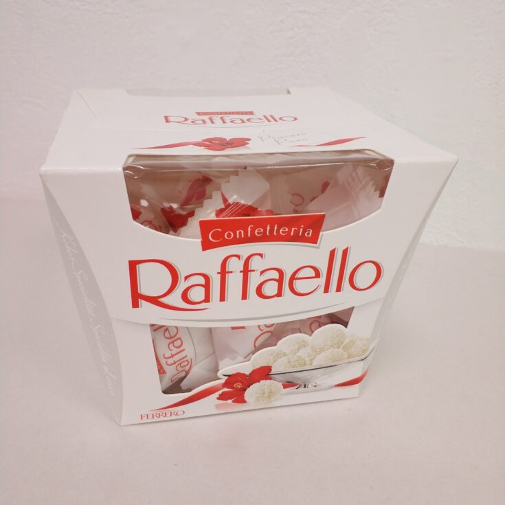 Конфеты Raffaello 150г