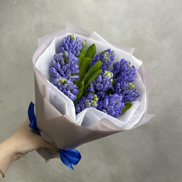 Букет из 9 гиацинтов