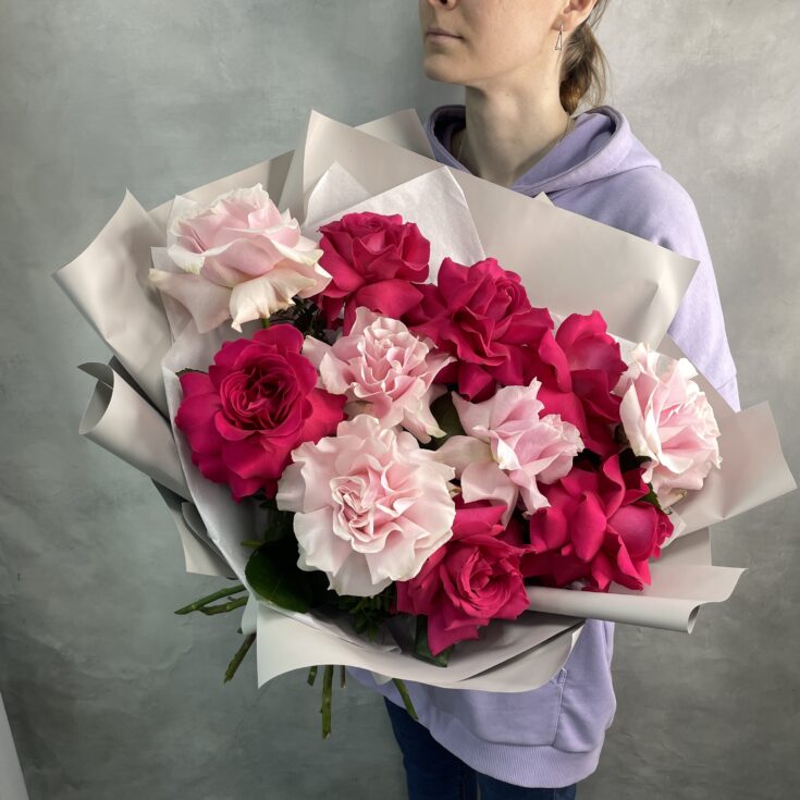 Букет из 11 роз Pink Mondial&Floyd