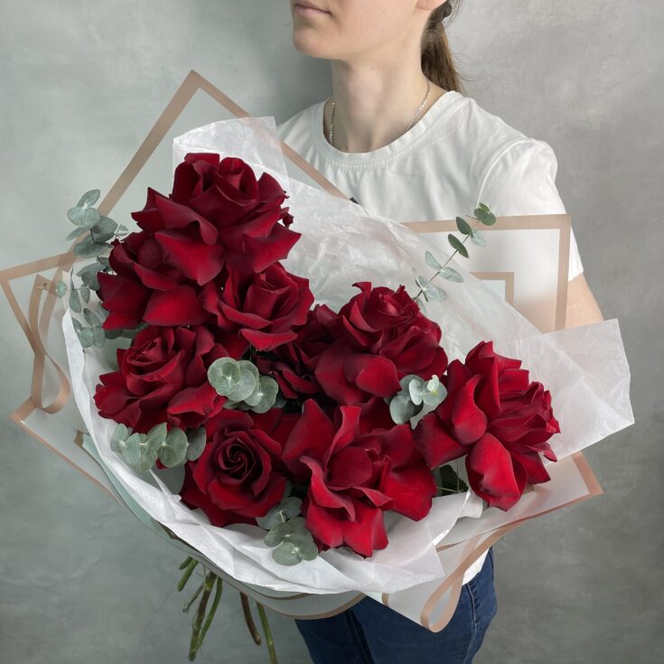 Букет из 9 роз Red French